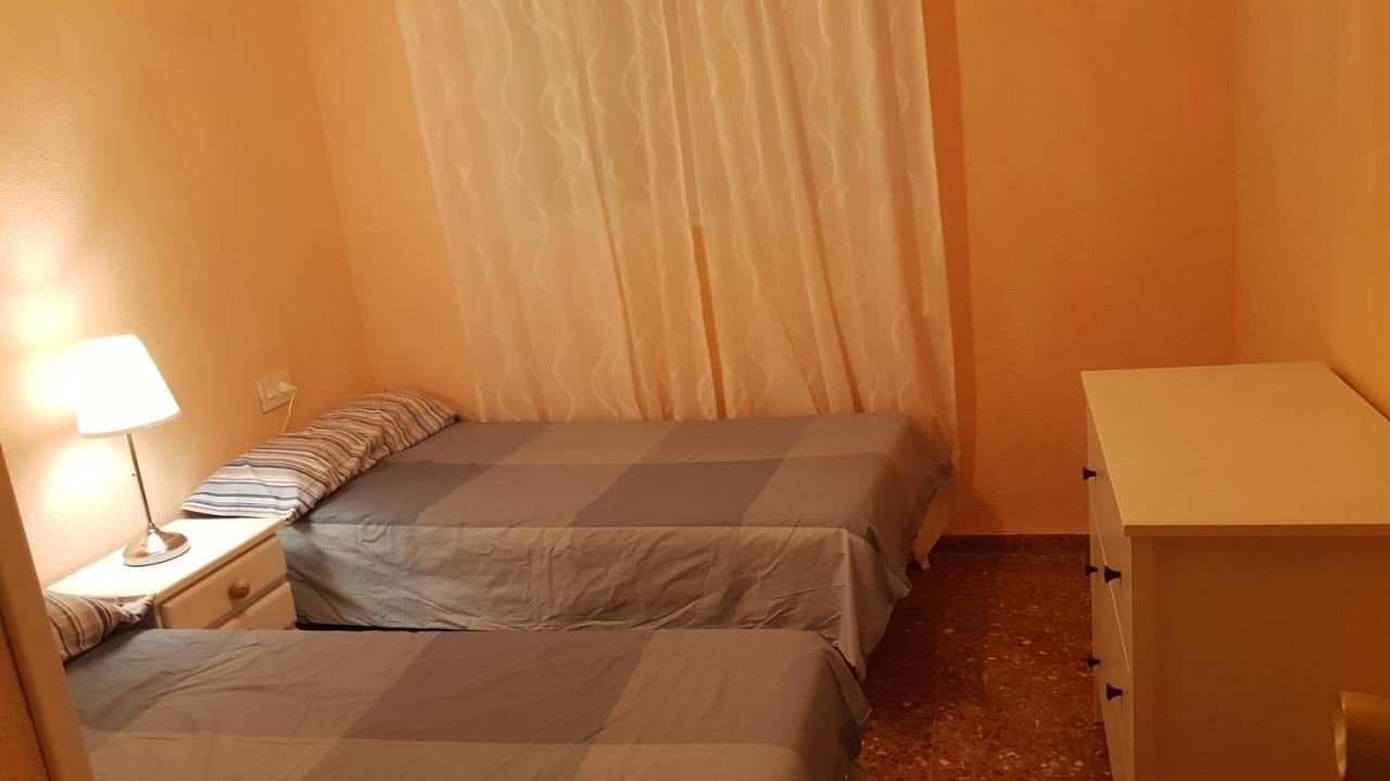 Апартаменты Disponible En Abril-Wifi-3Hab, 6 Pers, -Piscina, Aire Acondi-Parking Opcionable Extra Бенидорм Экстерьер фото