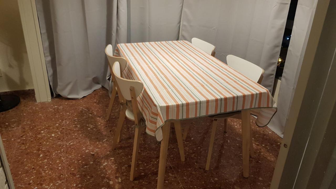 Апартаменты Disponible En Abril-Wifi-3Hab, 6 Pers, -Piscina, Aire Acondi-Parking Opcionable Extra Бенидорм Экстерьер фото