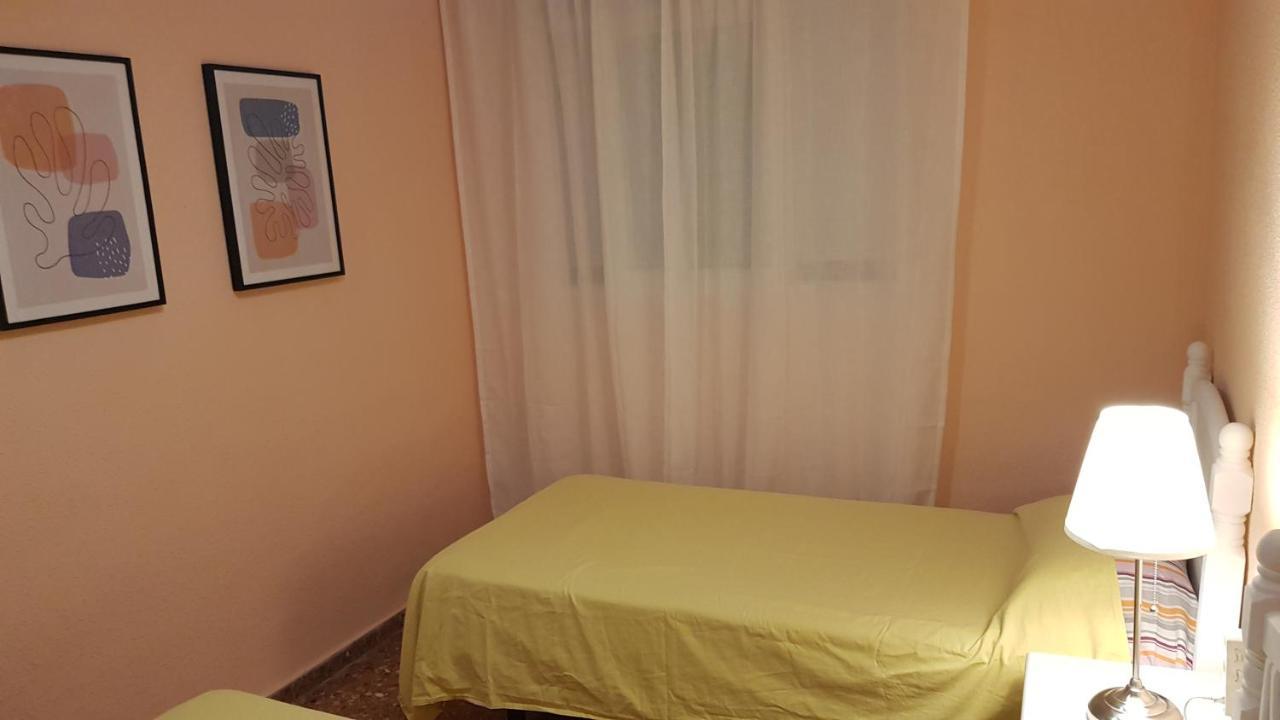 Апартаменты Disponible En Abril-Wifi-3Hab, 6 Pers, -Piscina, Aire Acondi-Parking Opcionable Extra Бенидорм Экстерьер фото
