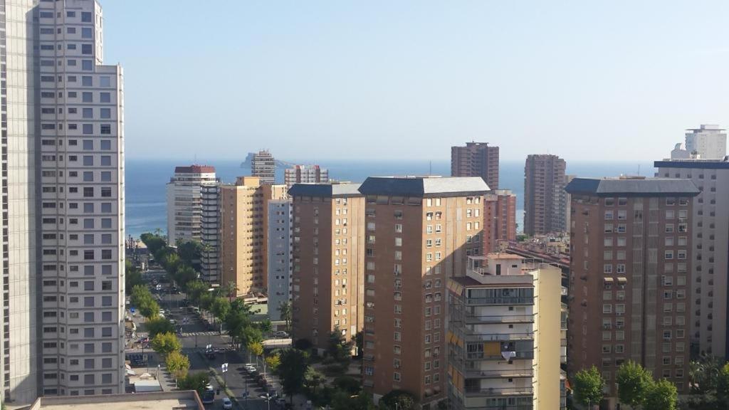 Апартаменты Disponible En Abril-Wifi-3Hab, 6 Pers, -Piscina, Aire Acondi-Parking Opcionable Extra Бенидорм Экстерьер фото