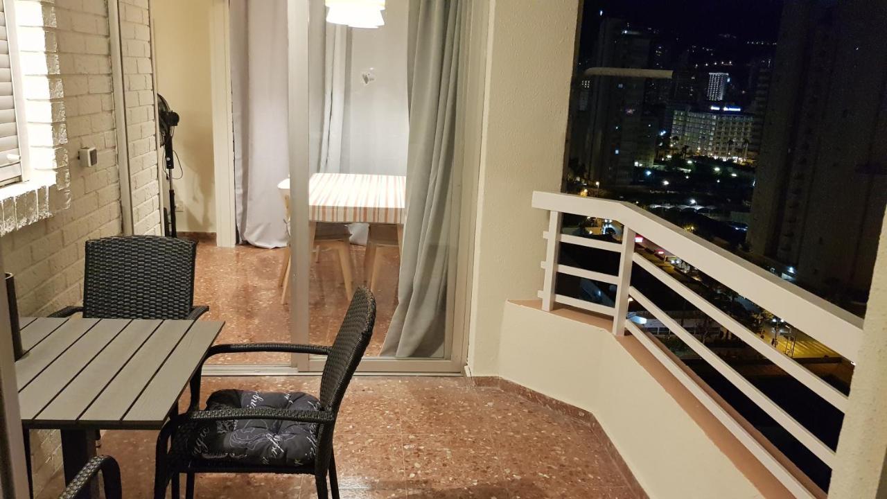 Апартаменты Disponible En Abril-Wifi-3Hab, 6 Pers, -Piscina, Aire Acondi-Parking Opcionable Extra Бенидорм Экстерьер фото